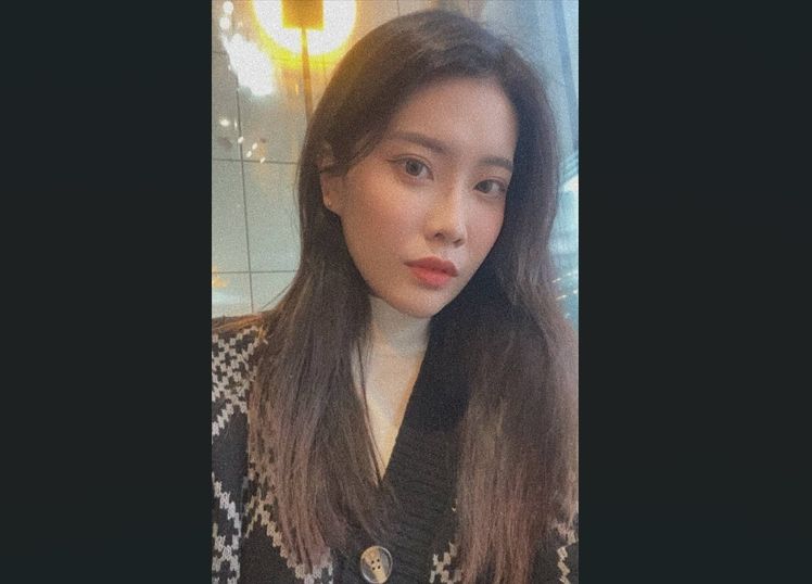 风云犹存的少妇人妻老公不在家和情人约会性爱